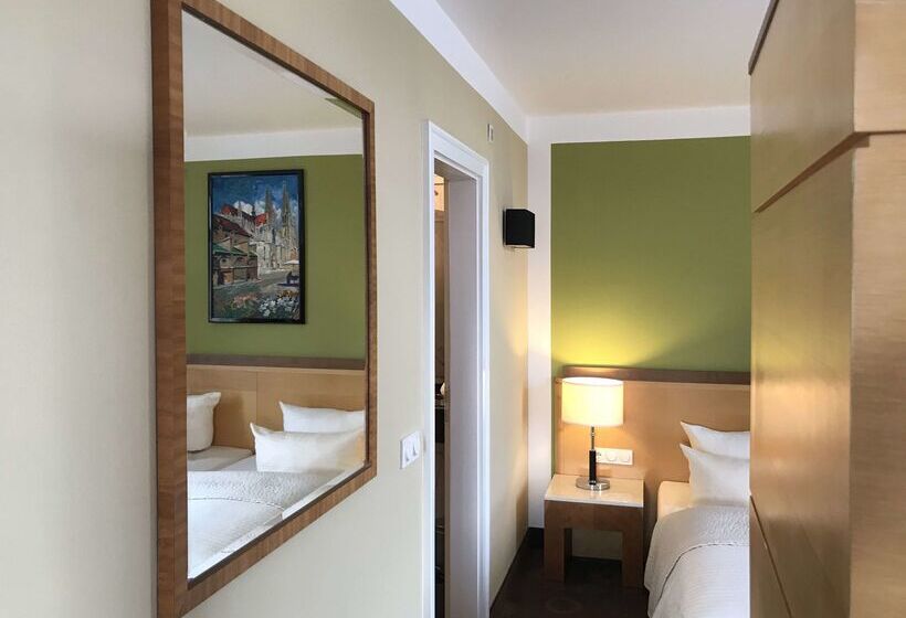 Sorat Insel Hotel Regensburg