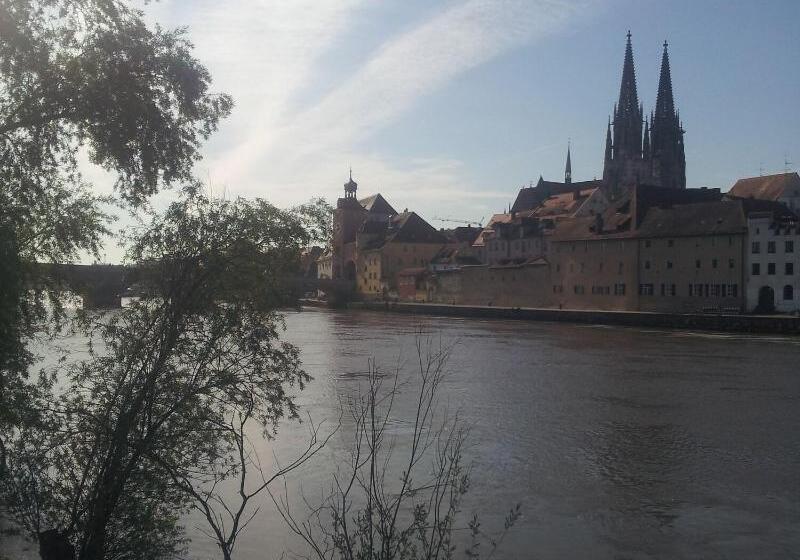 Sorat Insel Hotel Regensburg