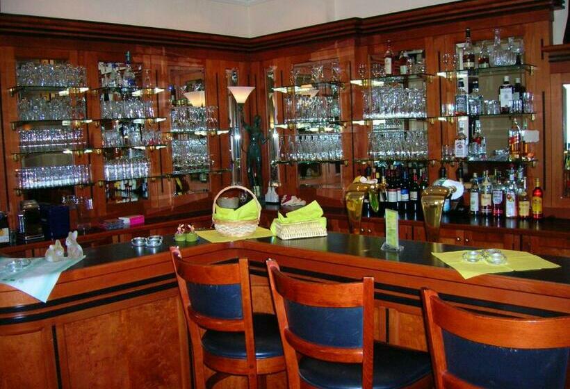 فندق Stadt Kothen