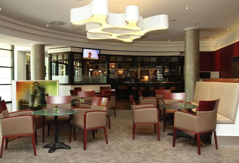 בית מלון כפרי Steigenberger  Dortmund