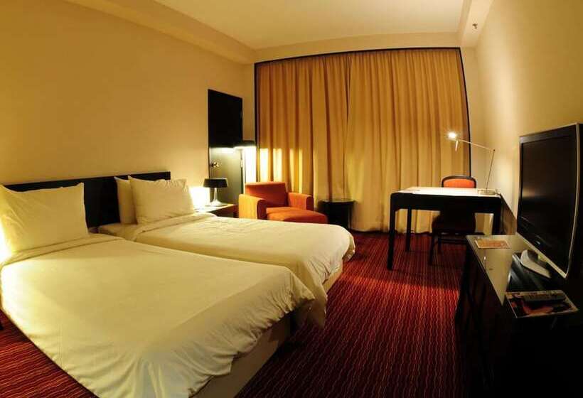 בית מלון כפרי Tanahmas The Sibu