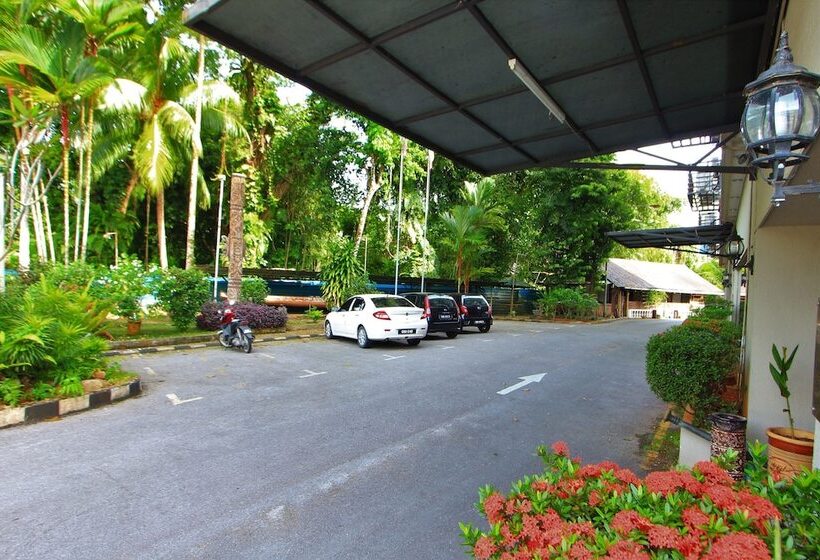 هتل Telang Usan