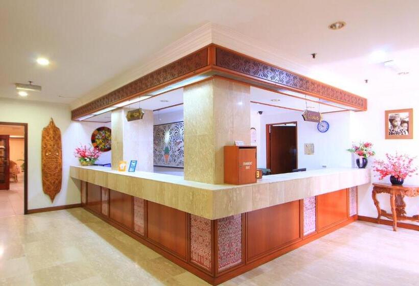 ホテル Telang Usan