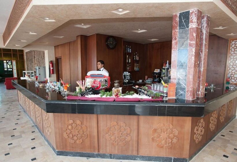 酒店 Thapsus Beach Resort