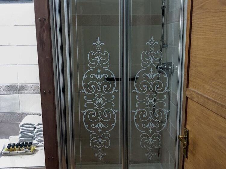 酒店 The Hoops Inn & Country