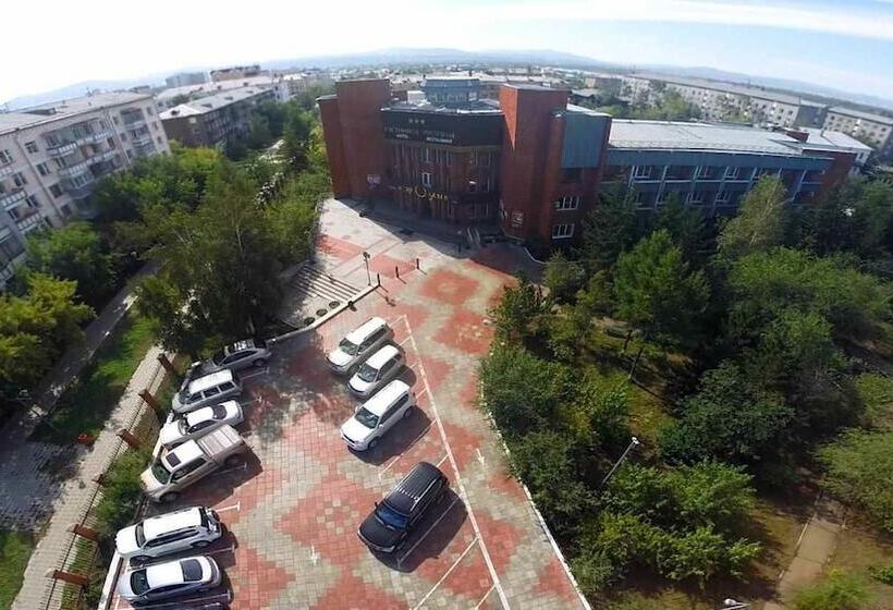 בית מלון כפרי Ulan Ude Park