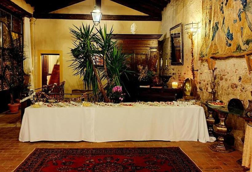 Отель Villa Del Quar