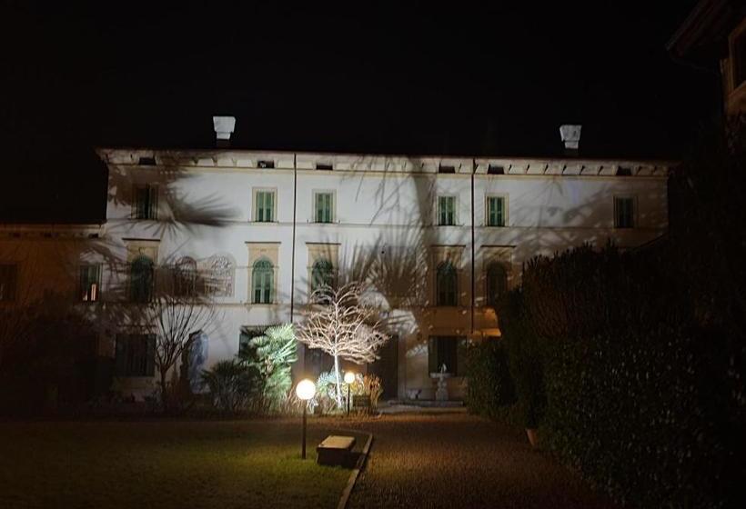 Отель Villa Del Quar