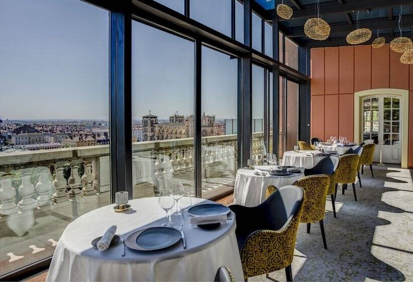 هتل Villa Florentine