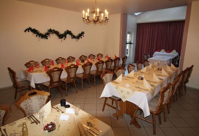 Отель Weisser Schwan