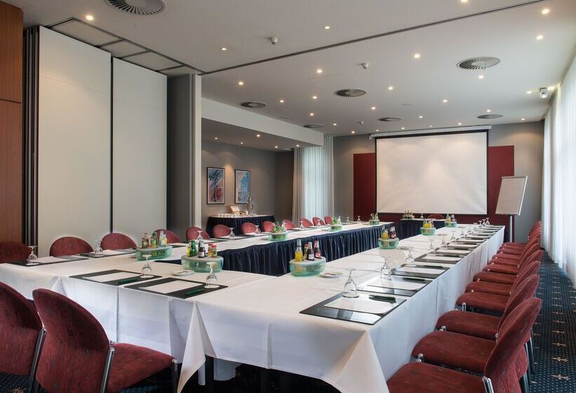 בית מלון כפרי Wyndham Garden Wismar