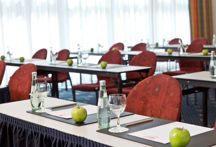 בית מלון כפרי Wyndham Garden Wismar