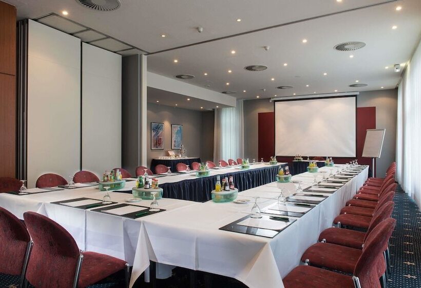 בית מלון כפרי Wyndham Garden Wismar