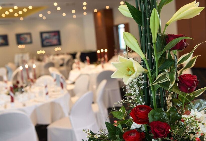 בית מלון כפרי Wyndham Garden Wismar