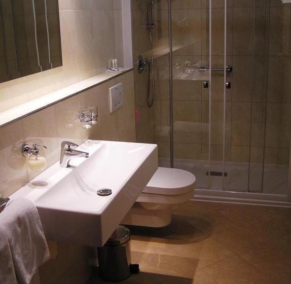 Отель Zamek Królewski W Rydzynie