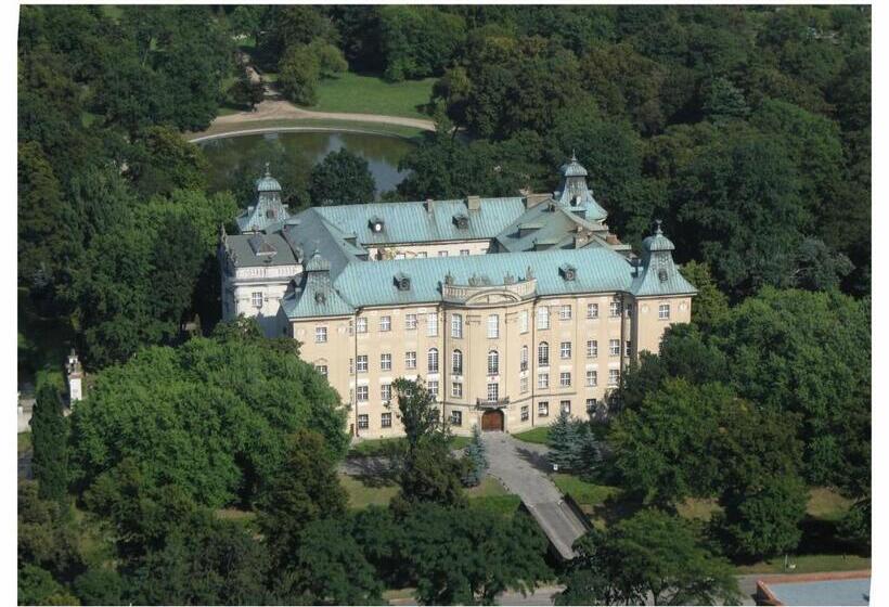 Отель Zamek Królewski W Rydzynie