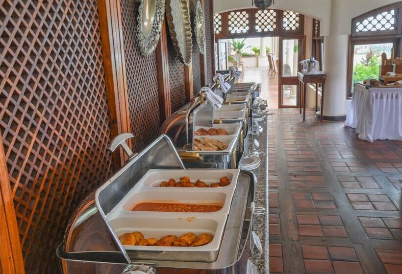 בית מלון כפרי Zanzibar Serena