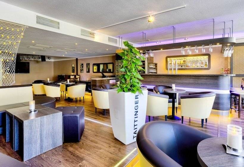 Hotel Zur Post  Ein Rovell