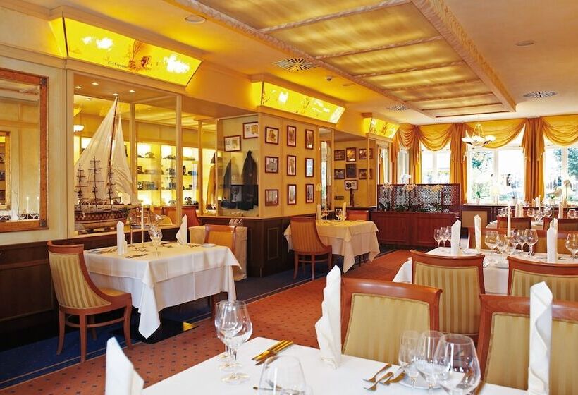 Hotel Zur Post  Ein Rovell