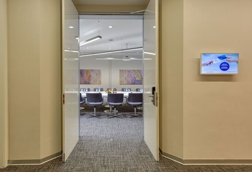 Novotel Moscow Sheremetyevo Airport