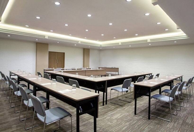 Tamarin Hotel Jakarta Manage By Vib Hospitality Management