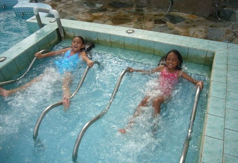 Airai Water Paradise Hotel & Spa