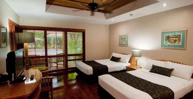 Green Island Resort