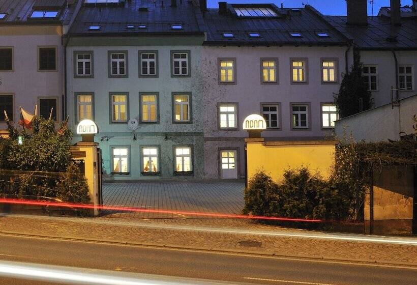 ホテル Adam Trutnov