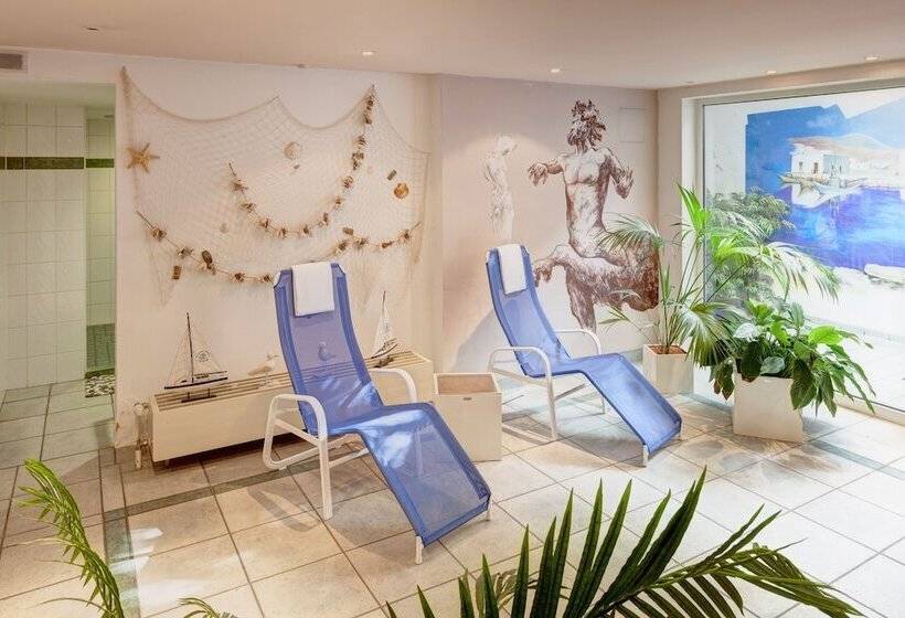 Отель Alexander Am Zoo