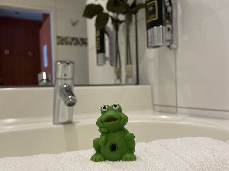 Отель Alexander Am Zoo