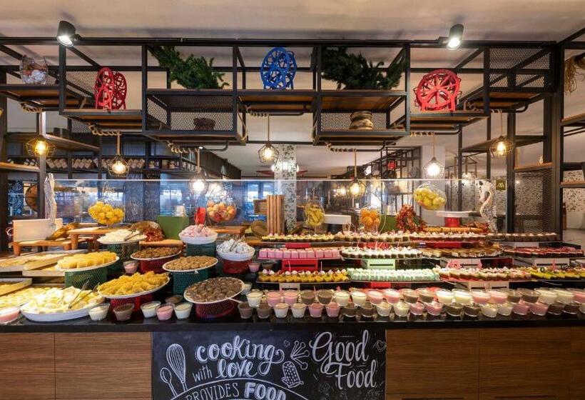 Resort Asteria Collection Side