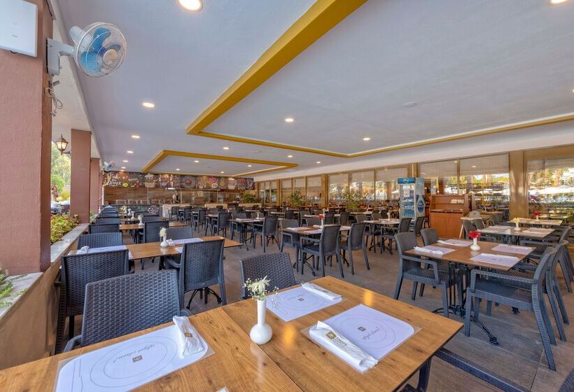 Resort Asteria Collection Side