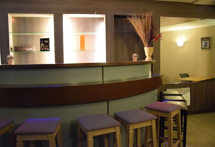 فندق Ambassador Suites Antwerp