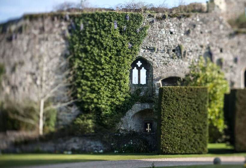 Отель Amberley Castle A Relais & Chateaux