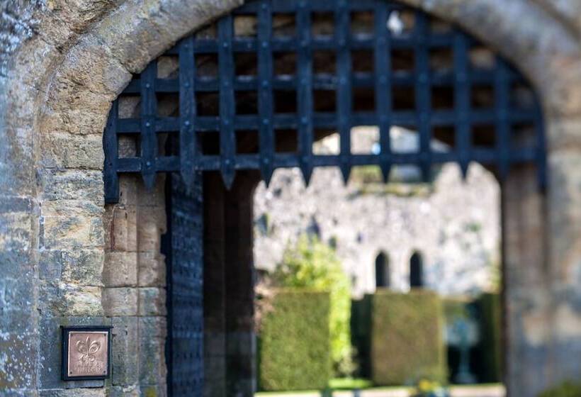 Отель Amberley Castle A Relais & Chateaux
