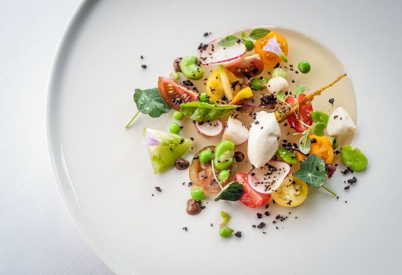 Отель Amberley Castle A Relais & Chateaux