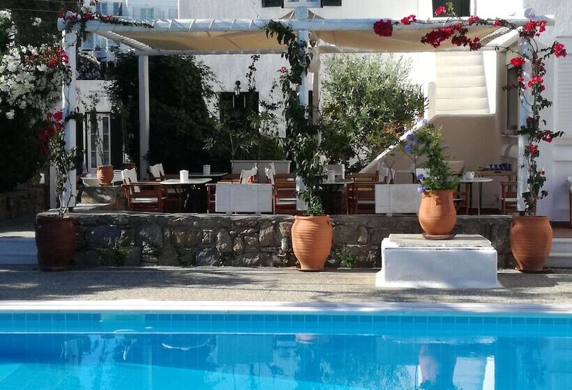 فندق Andromeda Residence