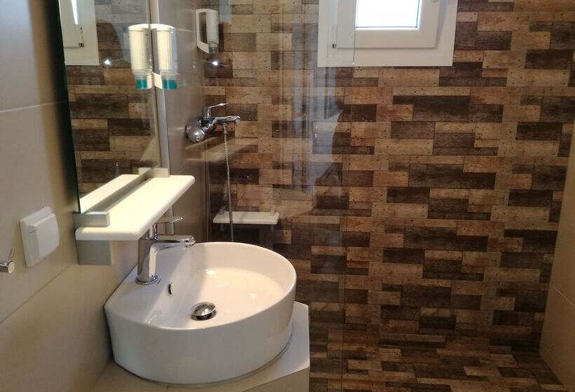 호텔 Andromeda Residence