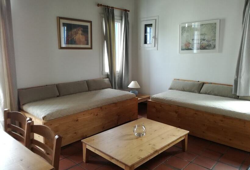 Отель Andromeda Residence