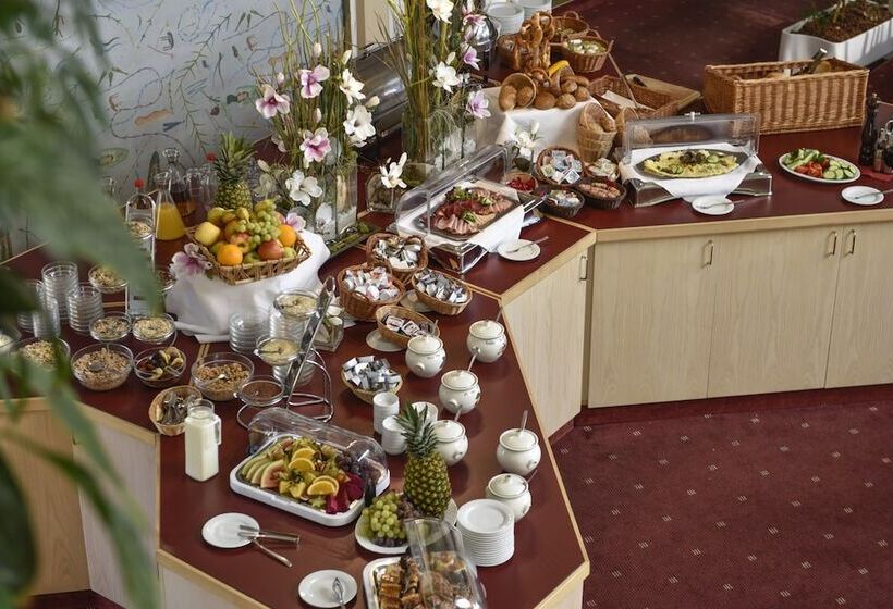 Atrium Hotel Amadeus