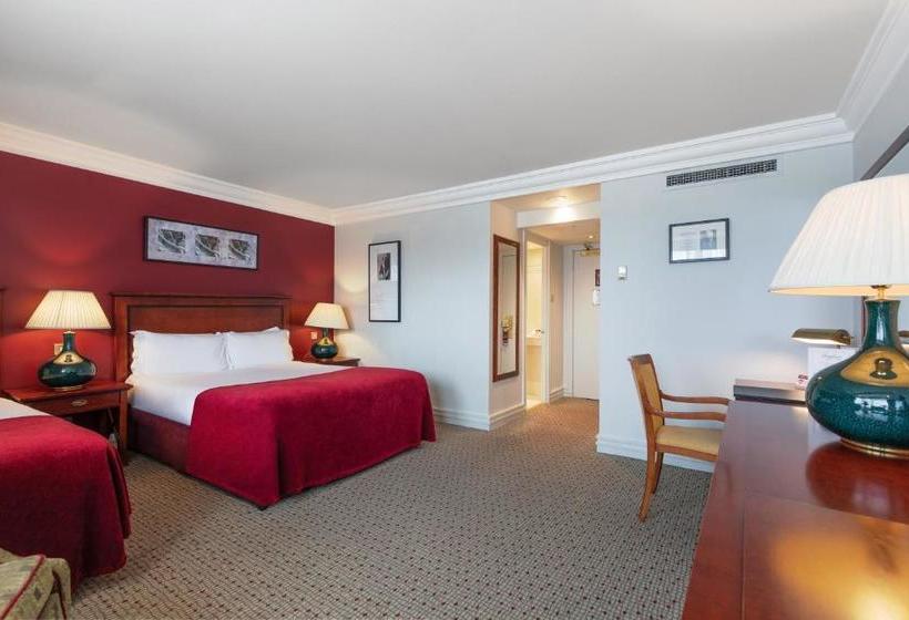 בית מלון כפרי Ballsbridge