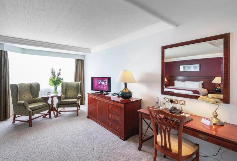 בית מלון כפרי Ballsbridge