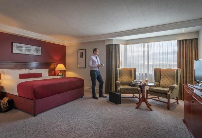 בית מלון כפרי Ballsbridge