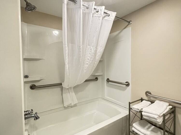 فندق Baymont By Wyndham Lake Park Valdosta I75