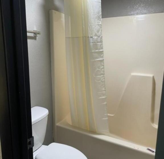 فندق Guest Inn Lake City