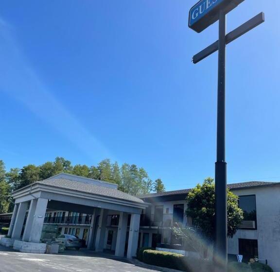 فندق Guest Inn Lake City