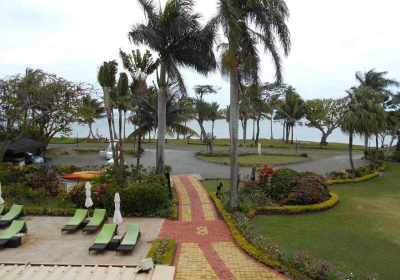 Отель Bedarra Beach Inn