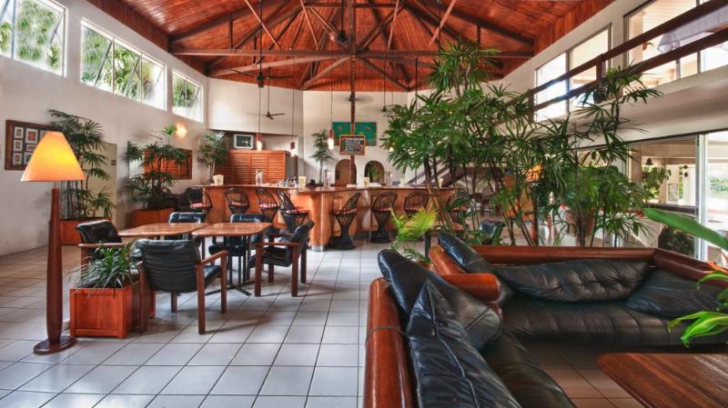 Отель Bedarra Beach Inn