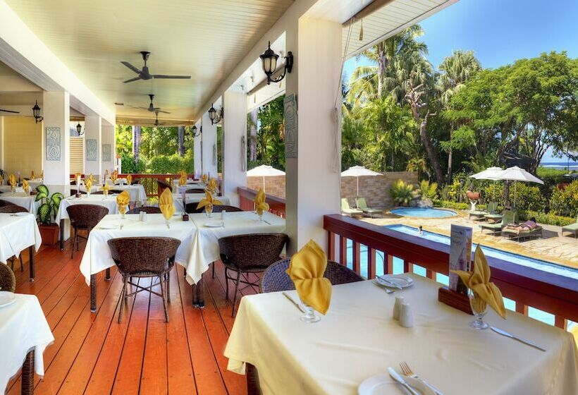 هتل Bedarra Beach Inn