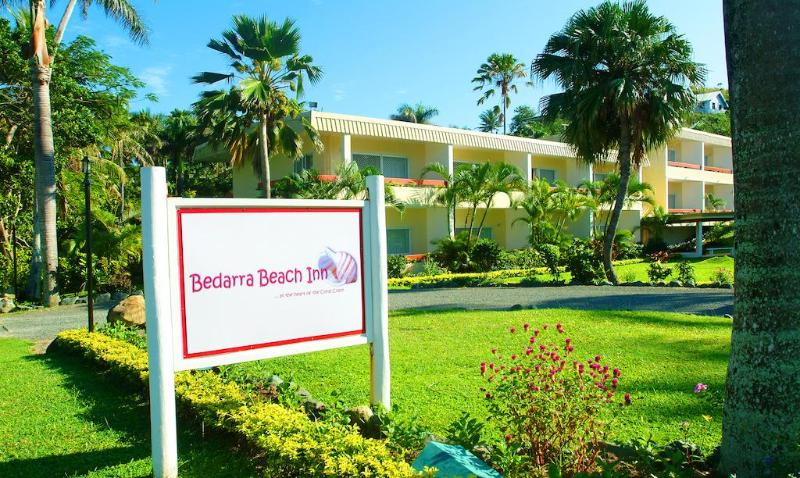 هتل Bedarra Beach Inn